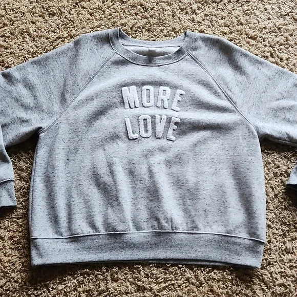 Old Navy Heathwr Gray 'More Love' Sweatshirt Womans Size Large - Picture 7 of 7